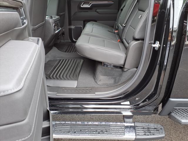 2025 Chevrolet Silverado 3500HD LTZ DRW - Photo 8