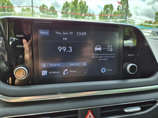 2022 Hyundai SONATA SEL
