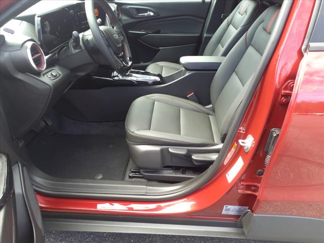 2025 Chevrolet Trax RS