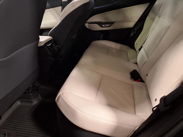 2025 Lexus NX 350h 350h Luxury