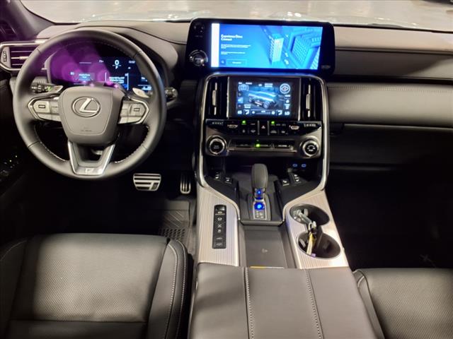 2025 Lexus LX 700h F SPORT Handling