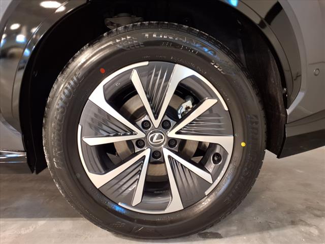 2025 Lexus RZ 450e 