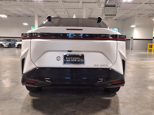 2025 Lexus RZ 300e 