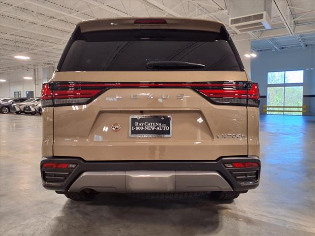 2025 Lexus LX 700h Overtrail