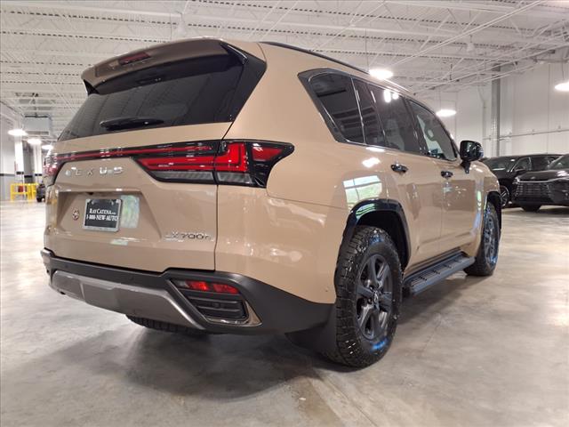2025 Lexus LX 700h Overtrail