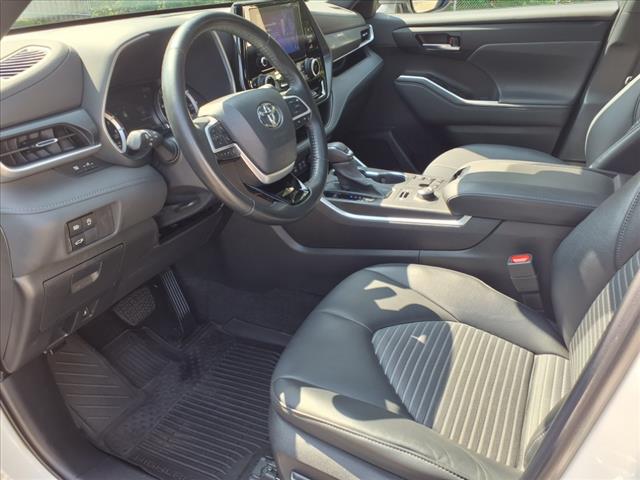2023 Toyota Highlander XSE