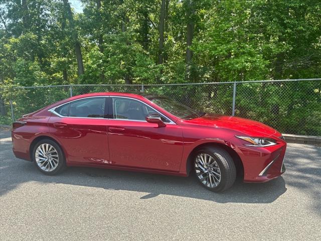 2019 Lexus ES 350 Luxury Package