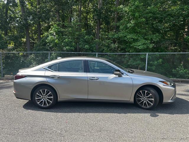 2019 Lexus ES 350 Navigation Package