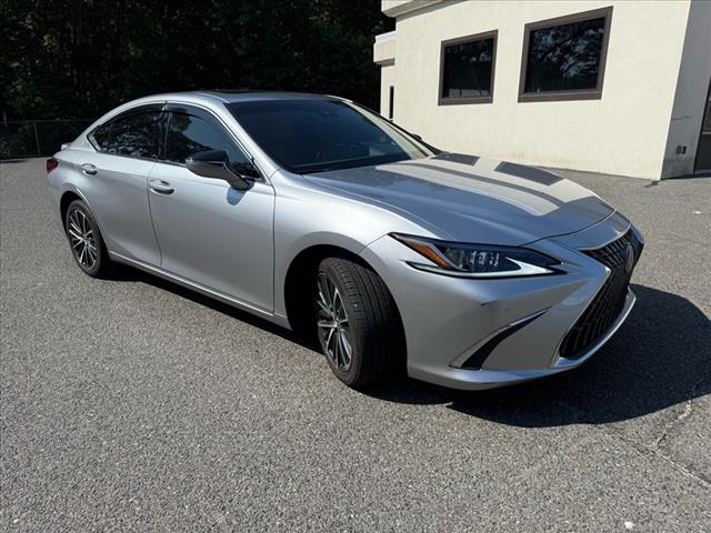 2022 Lexus ES 250 Premium