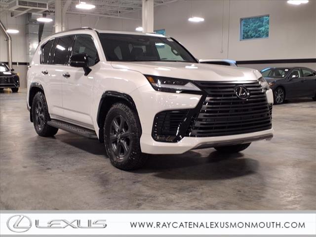 2025 Lexus LX 700h 