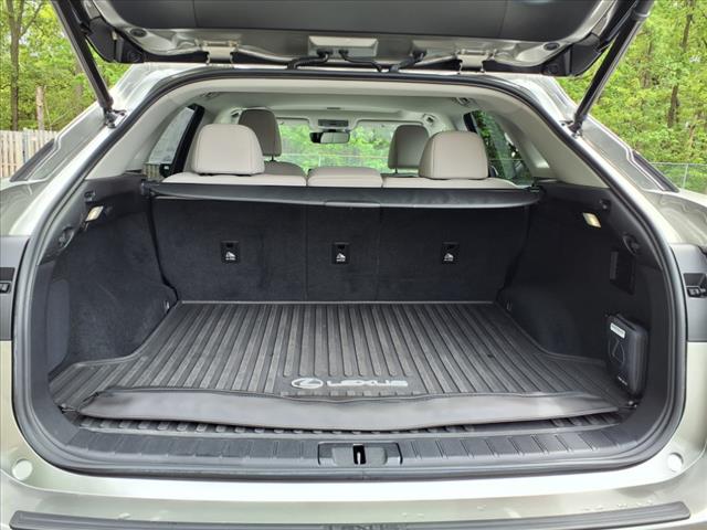 2022 Lexus RX 350 Navigation & 20'' Wheels Package