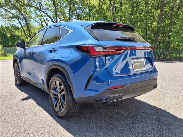 2025 Lexus NX 450h+ Luxury