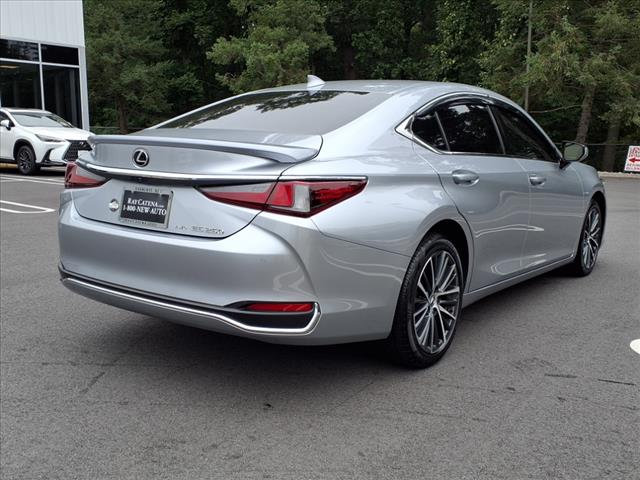 2022 Lexus ES 250 Premium