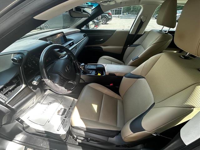 2019 Lexus ES 350 Navigation Package