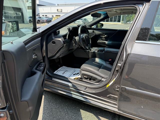 2022 Lexus ES 350 Premium Package