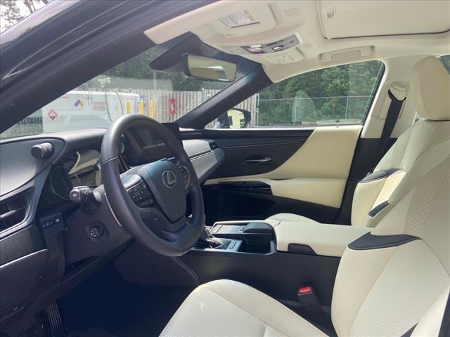 2022 Lexus ES 350 Navigation