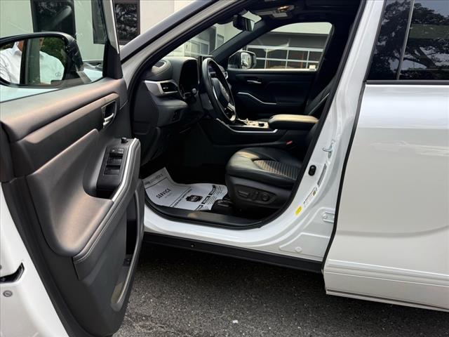 2023 Toyota Highlander XSE