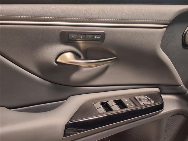 2025 Lexus ES 350 350