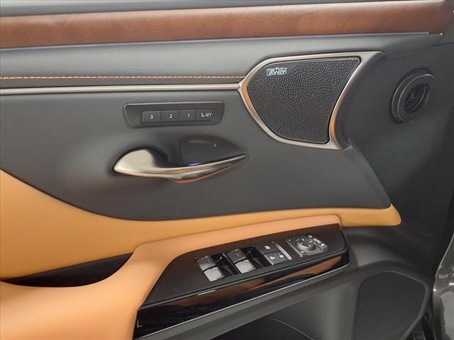 2025 Lexus ES 350 350