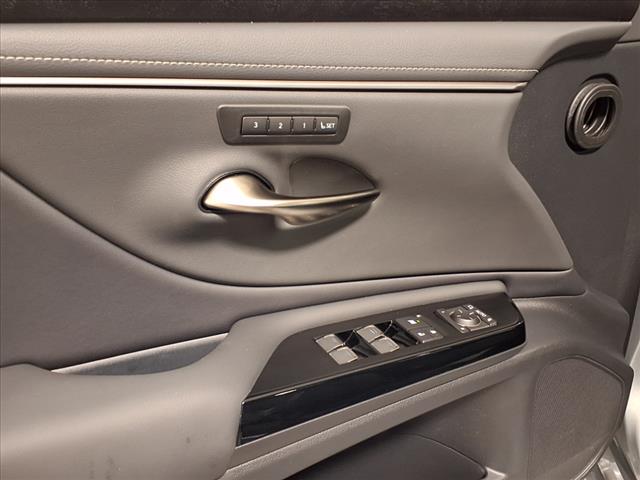 2025 Lexus ES 350 350