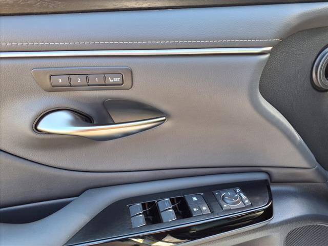 2023 Lexus ES 350 Premium Package