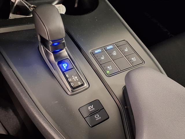 2025 Lexus UX 300h 