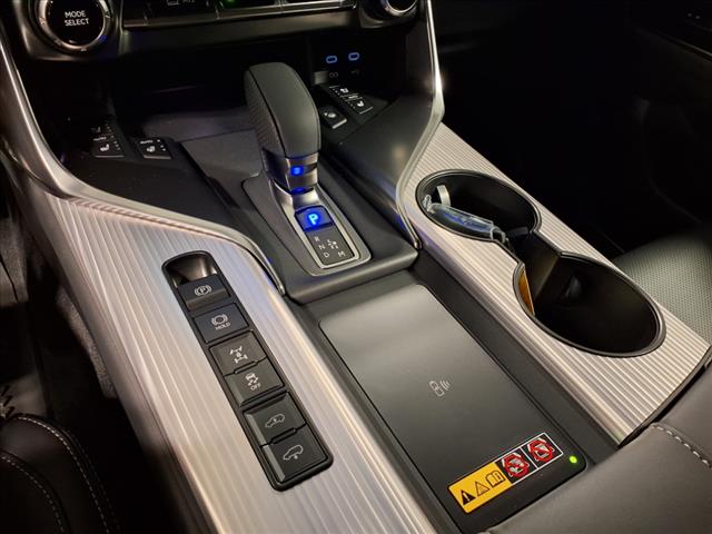 2025 Lexus LX 700h F SPORT Handling