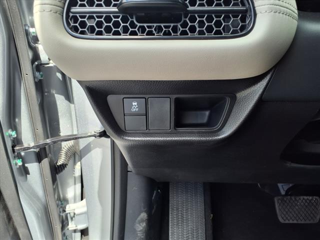 2025 Honda HR-V LX