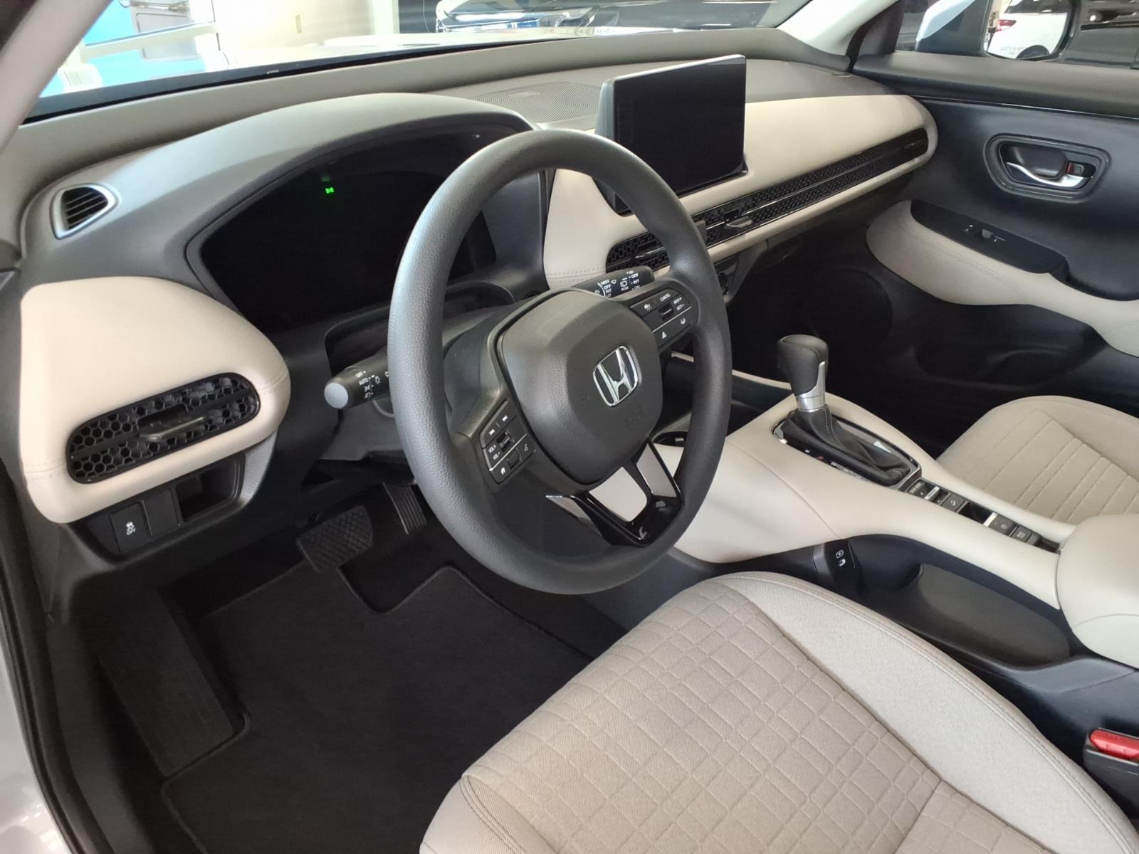 New 2027 Silver Honda LX image 10