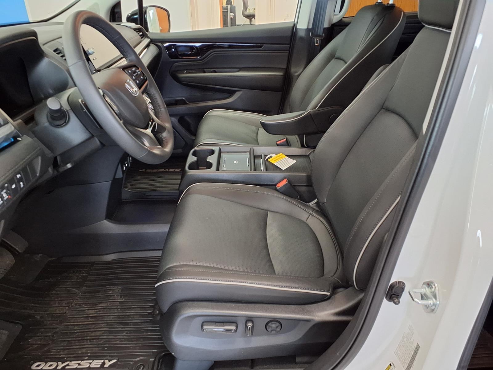 New 2026 Platinum White Honda Elite image 11