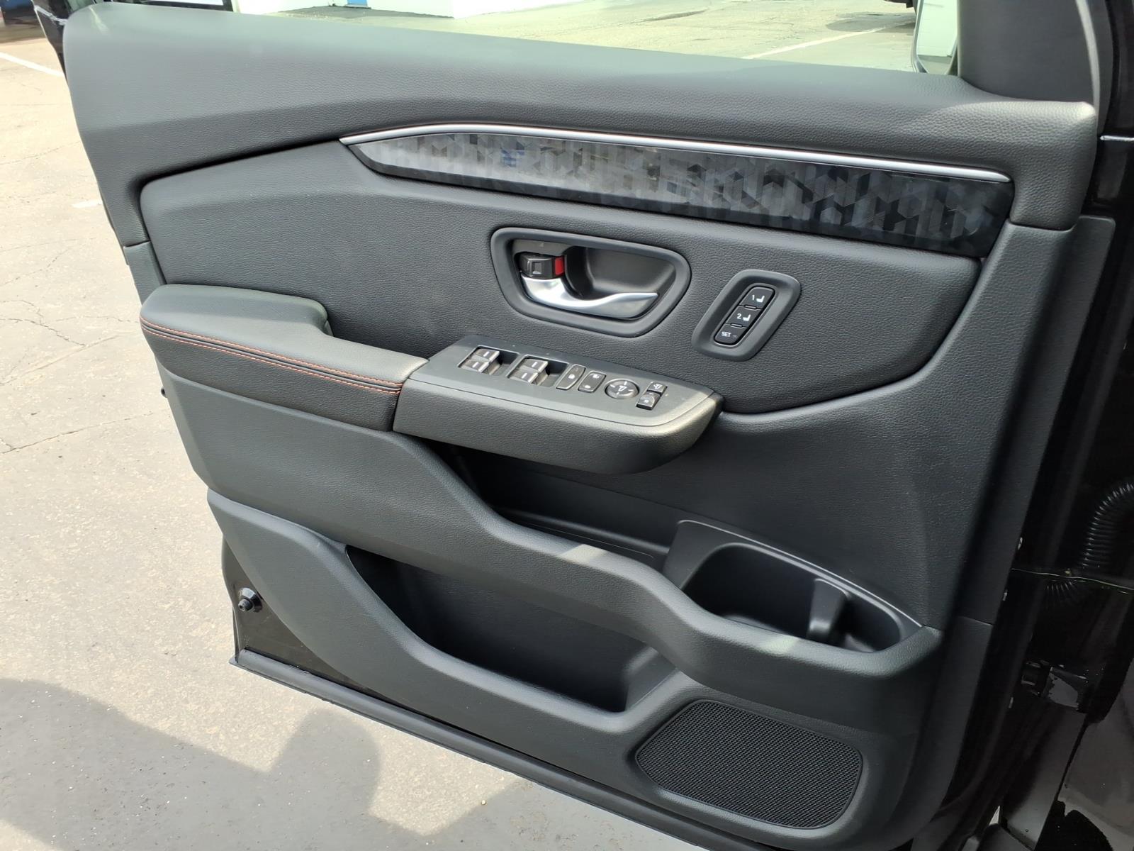 New 2026 Crystal Black Honda TrailSport Elite image 11