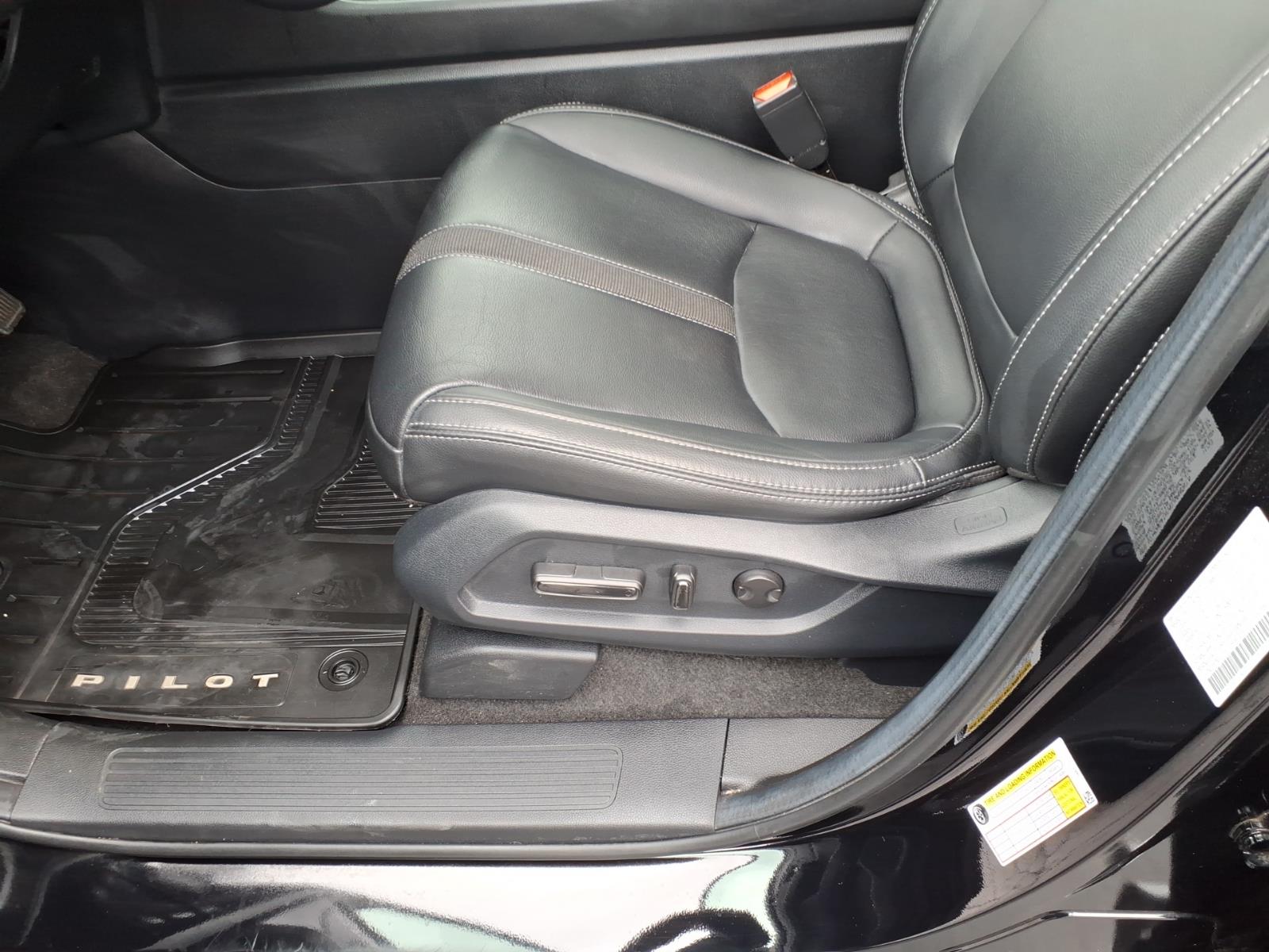 Certified Used 2024 Crystal Black Honda Touring image 11