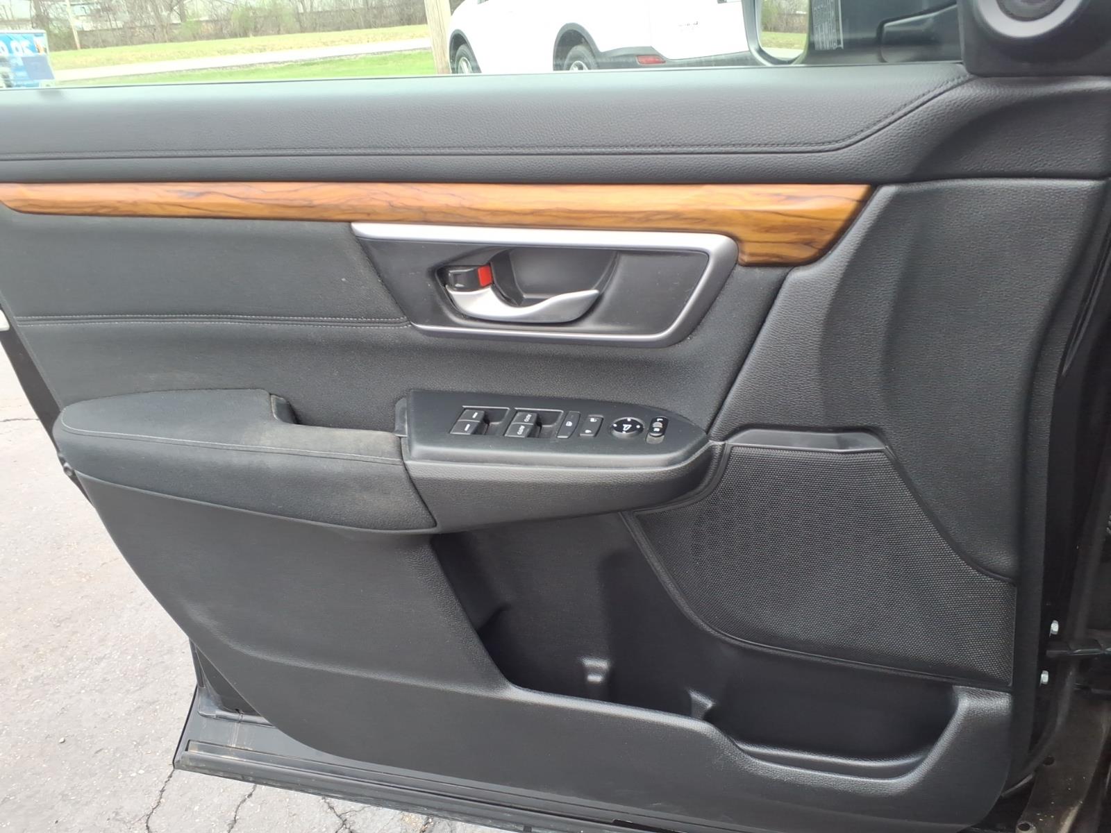 Used 2017 Black Honda EX image 11