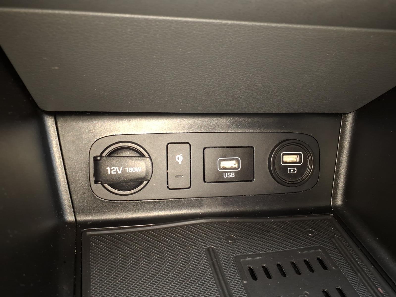 Used 2021 Gray Hyundai Limited image 11