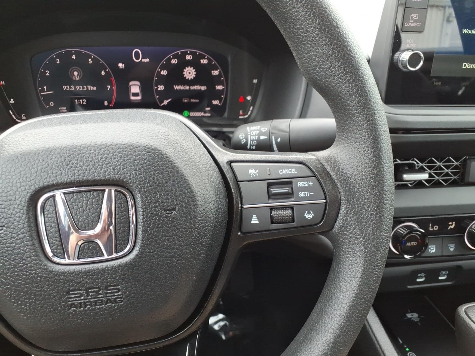 New 2026 Canyon Honda SE image 12