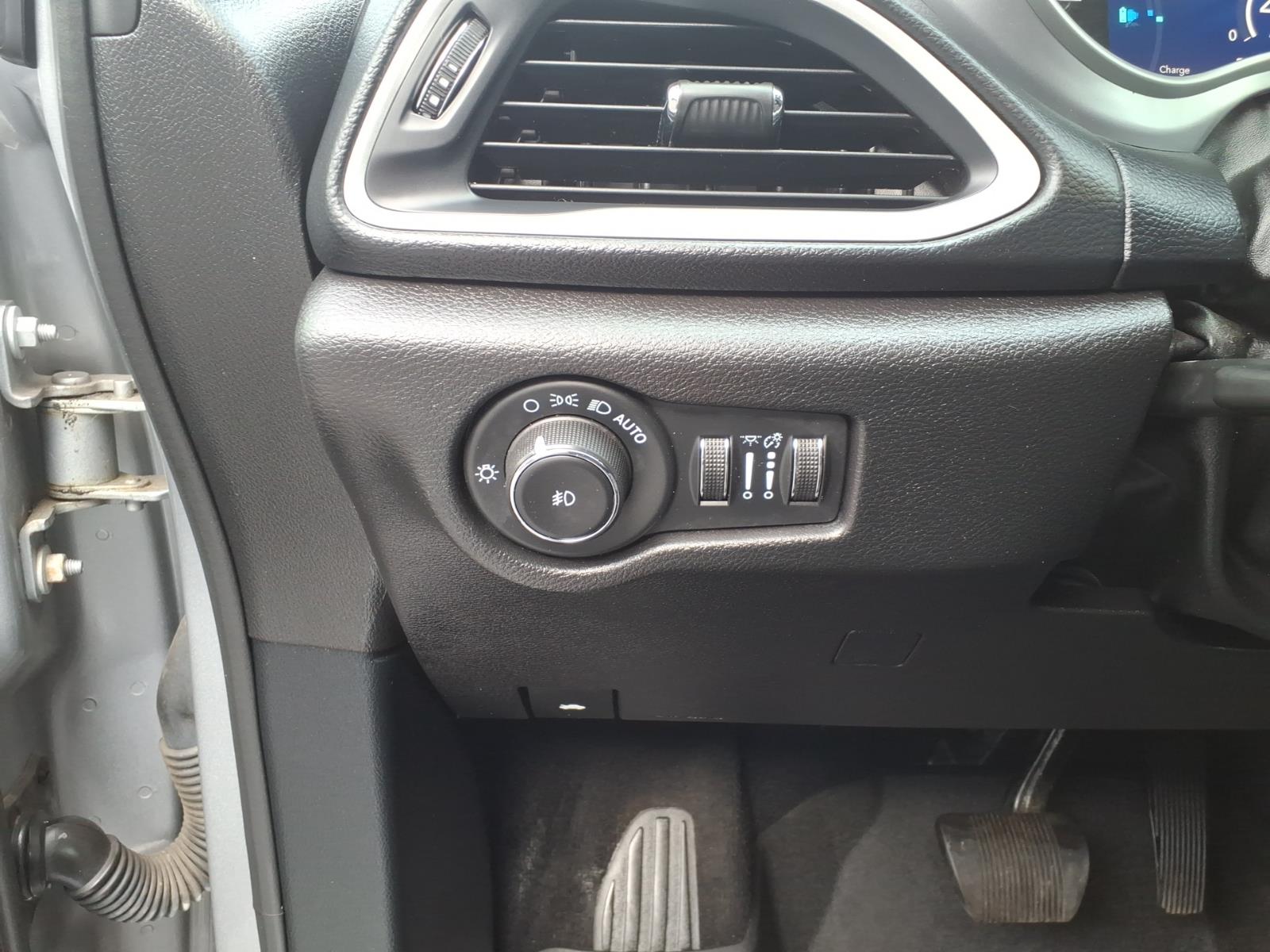 Used 2020 Silver Chrysler Touring image 12