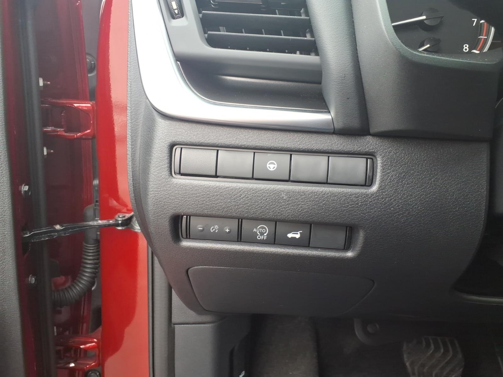 Used 2023 Scarlet Ember Nissan SV image 12