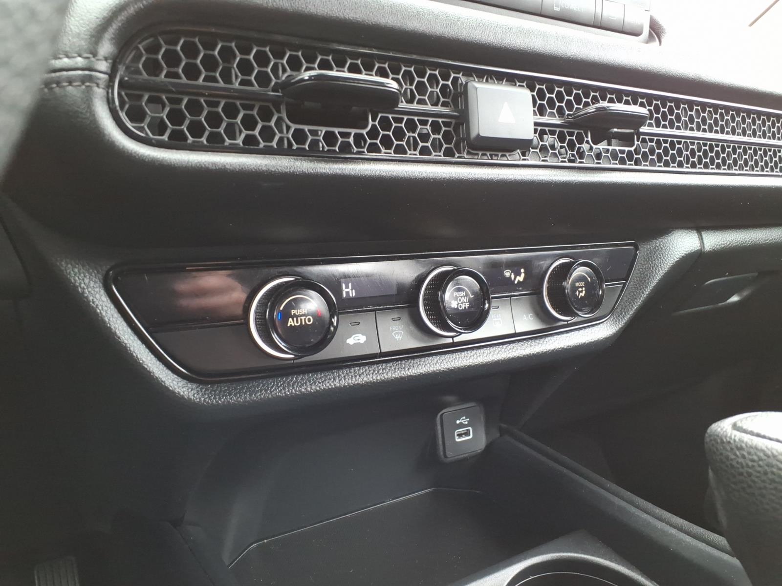 Certified Used 2023 Crystal Black Honda LX image 13