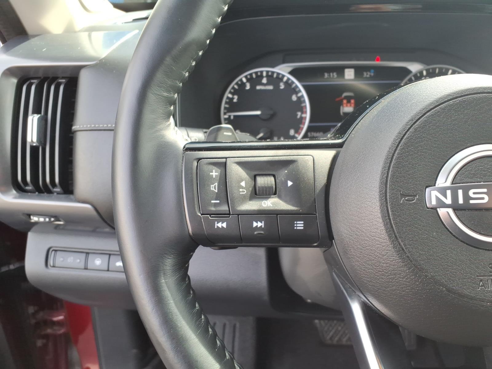 Used 2022 Red Nissan SL image 13