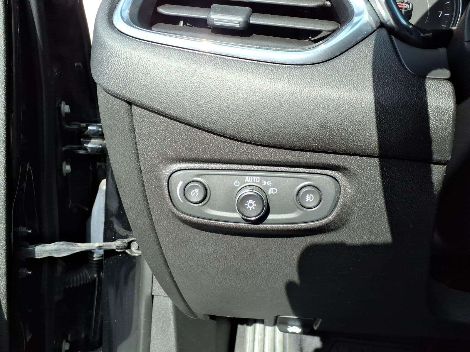 Used 2020 Mosaic Black Metallic Chevrolet LT image 14