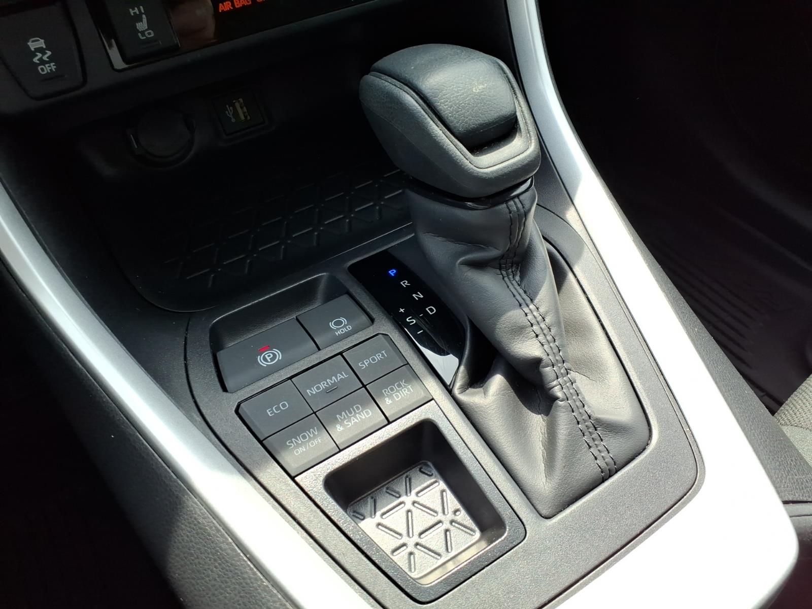 Used 2024 Silver Toyota XLE image 15