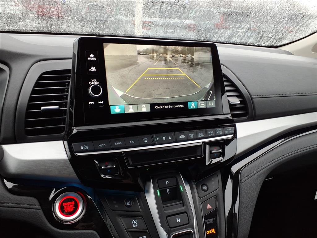 New 2026 Silver Honda Touring image 15