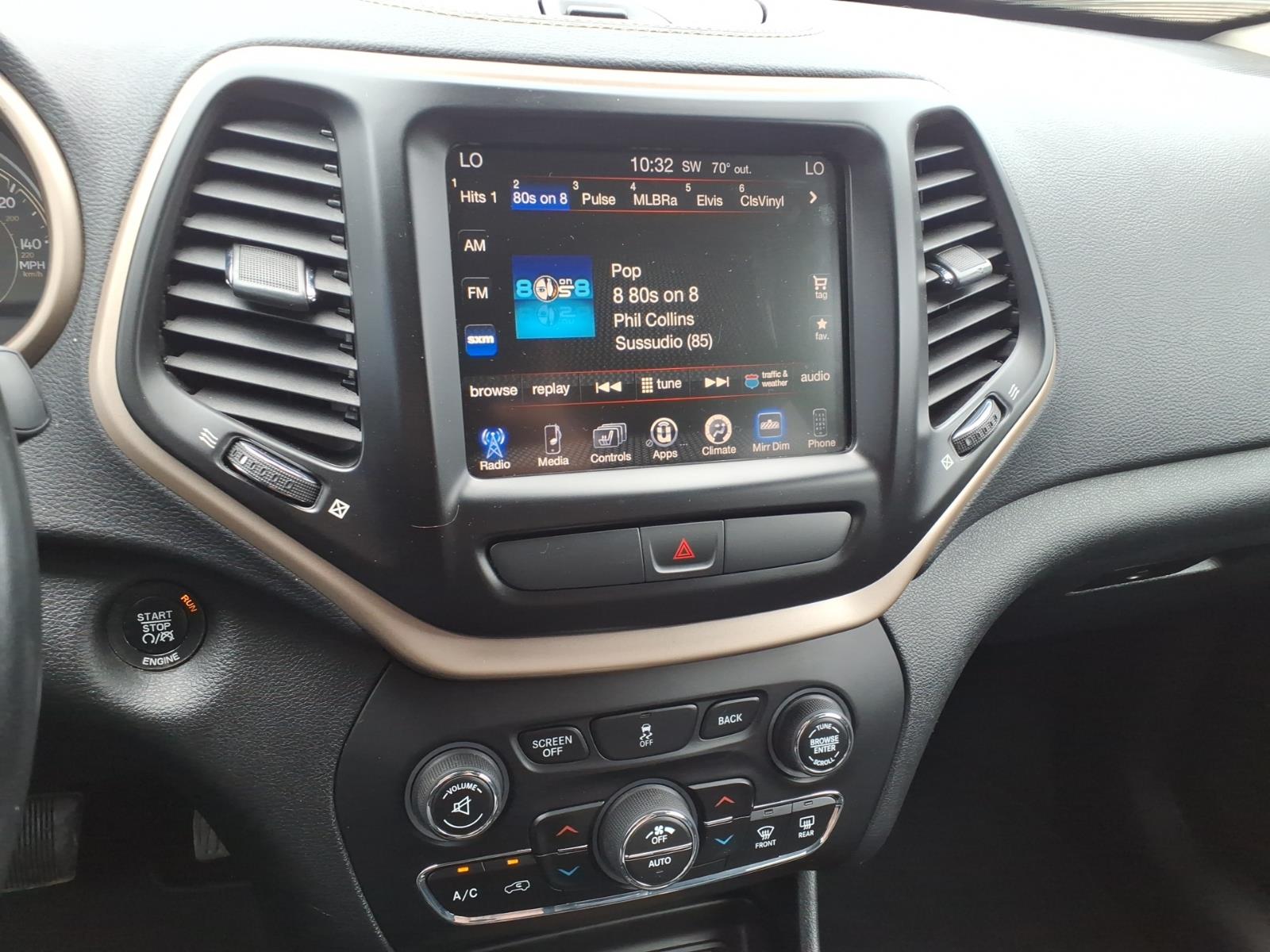 Used 2016 Silver Jeep Limited image 17