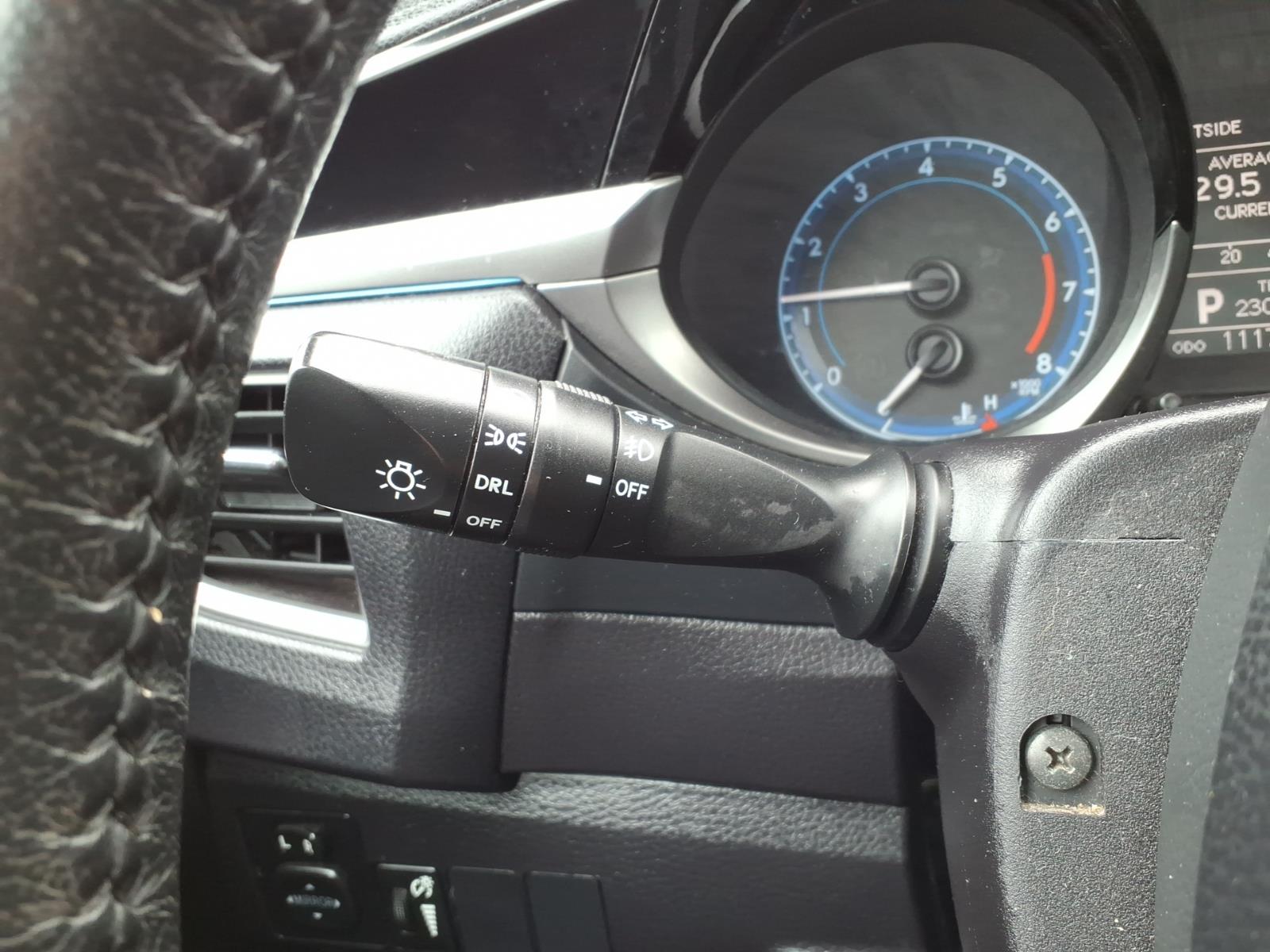 Used 2015 Gray Toyota  image 17