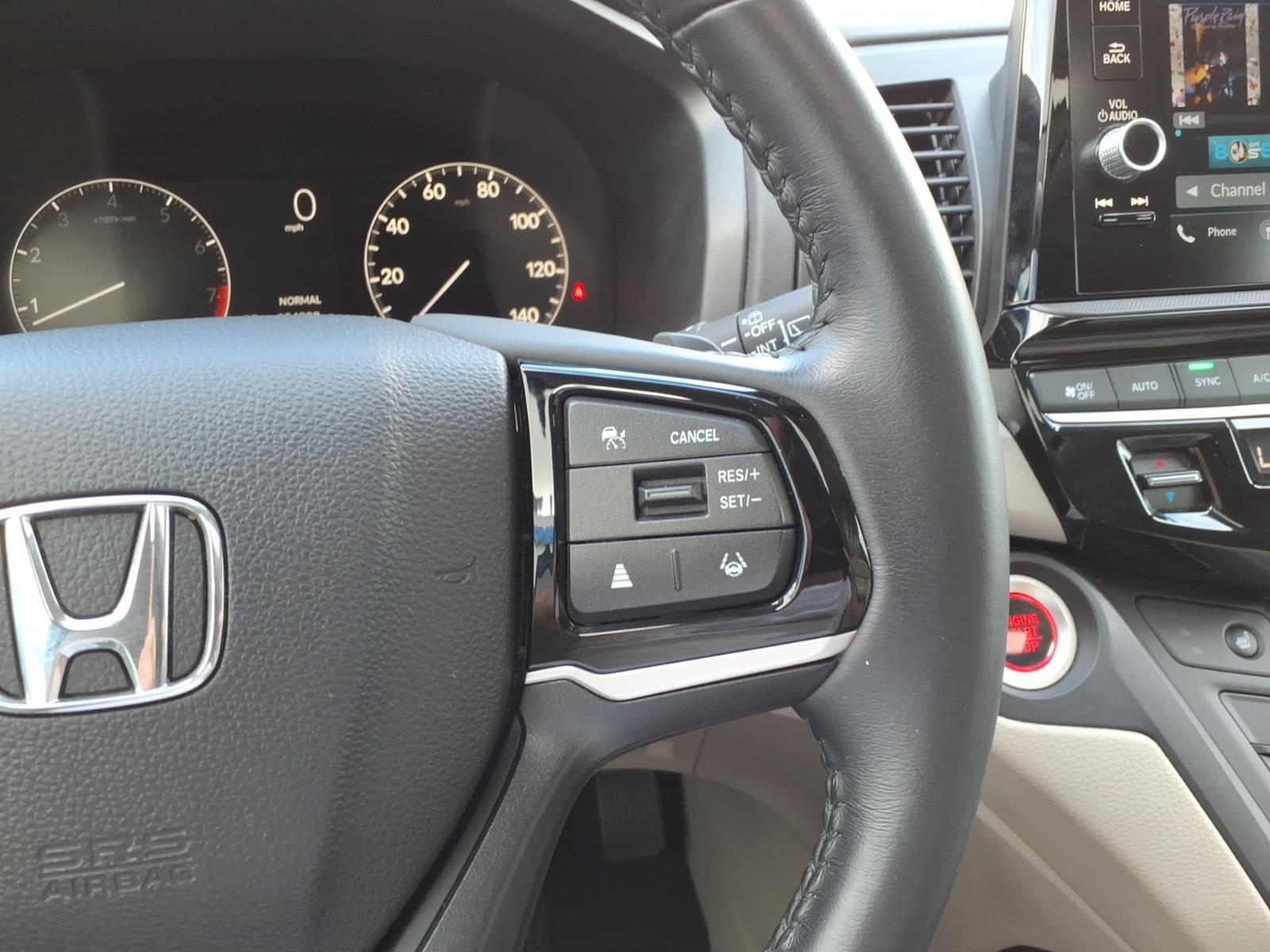 Used 2025 Smoke Blue Honda EX-L image 17