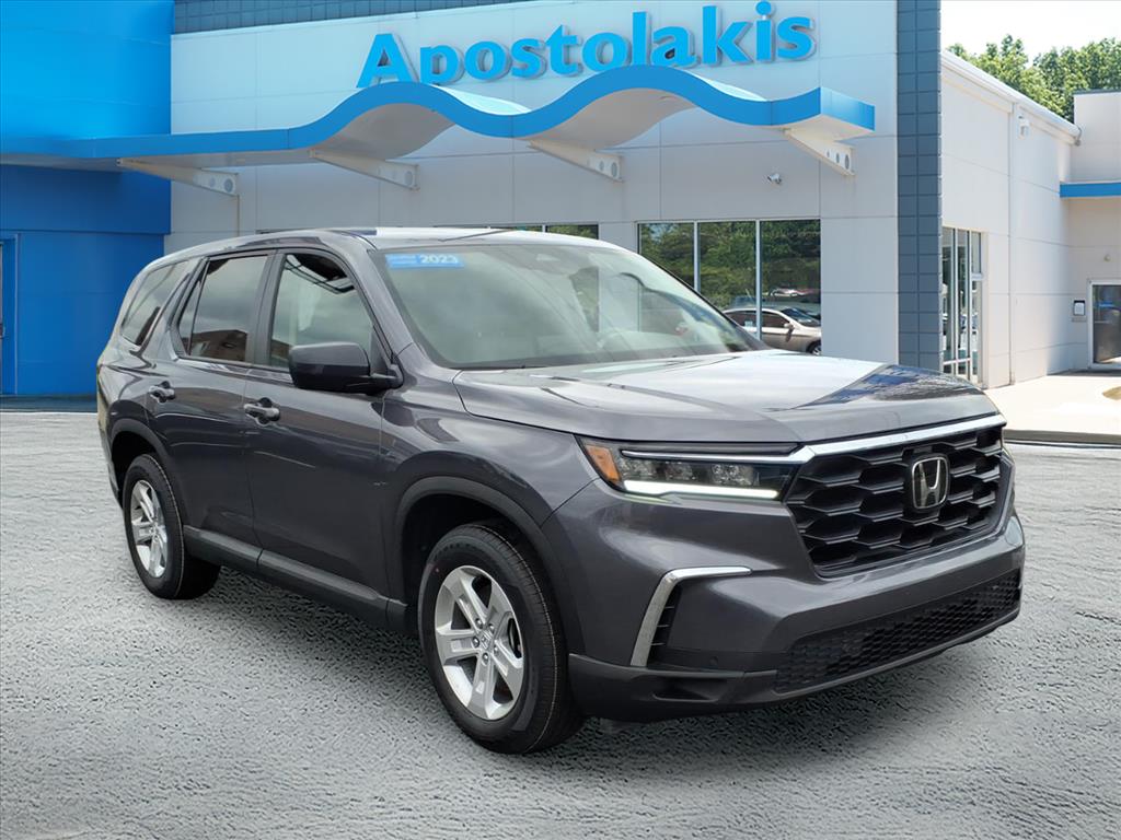 2023 Honda Pilot LX - main photo