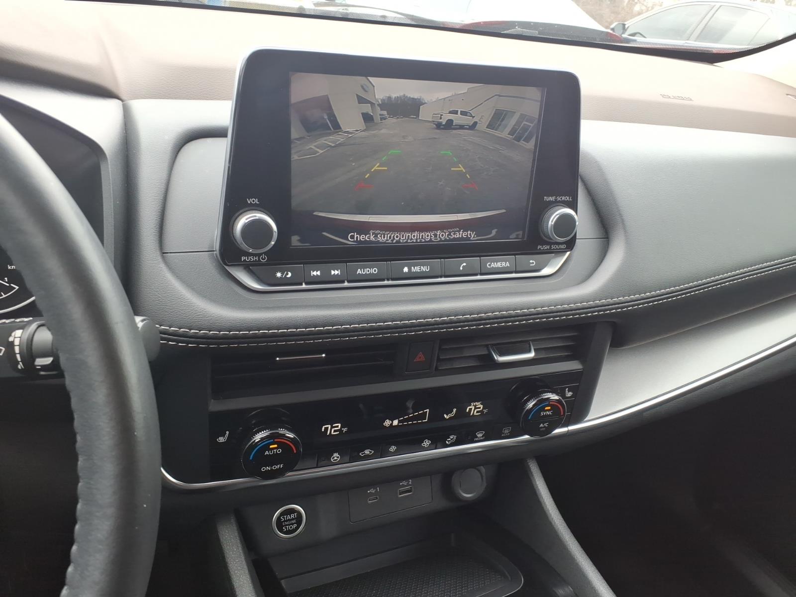 Used 2023 Scarlet Ember Nissan SV image 21