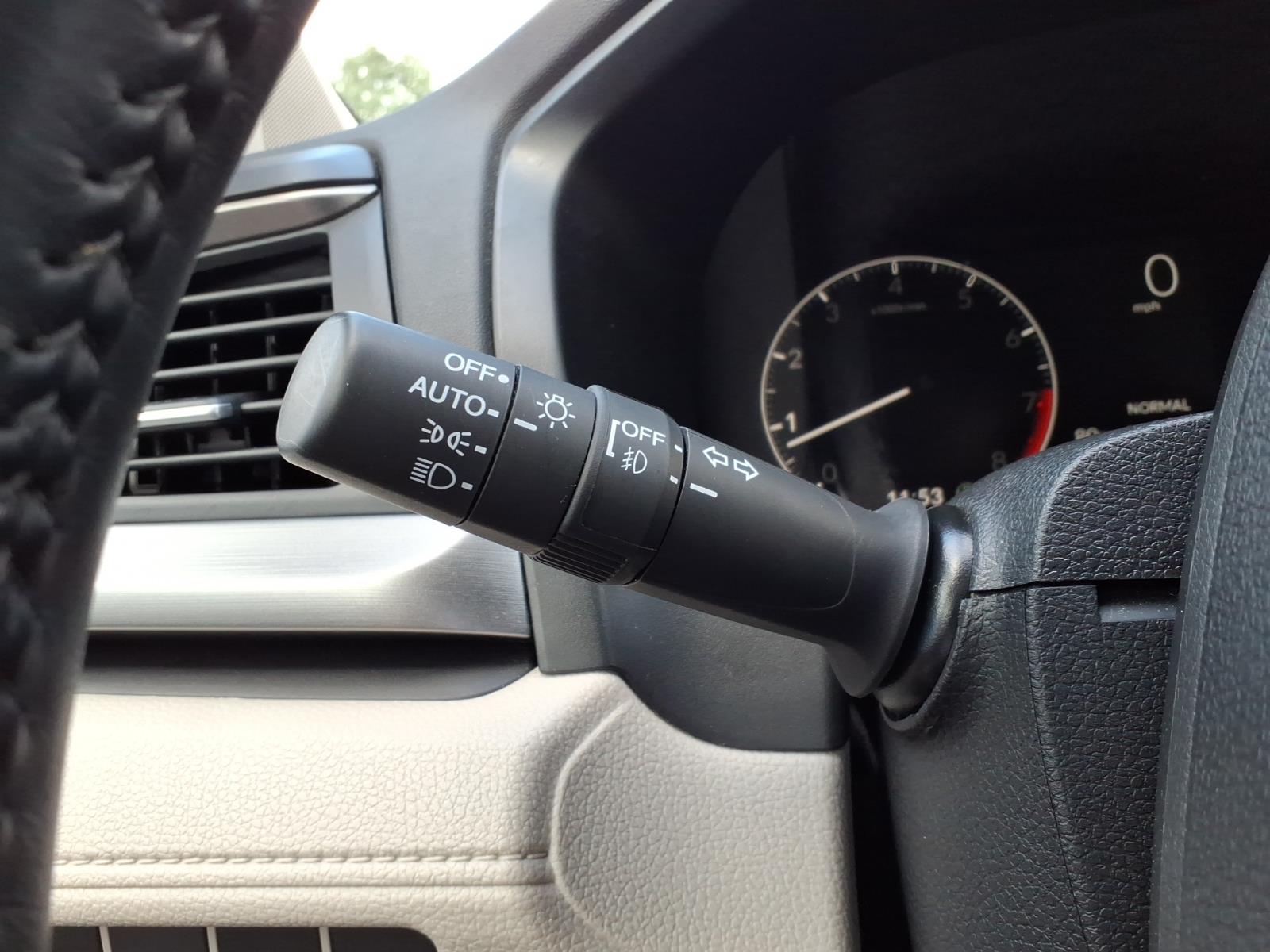 Used 2025 Smoke Blue Honda EX-L image 22