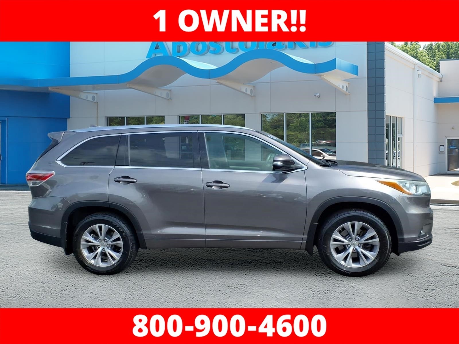 Used 2015 Gray Toyota XLE image 2