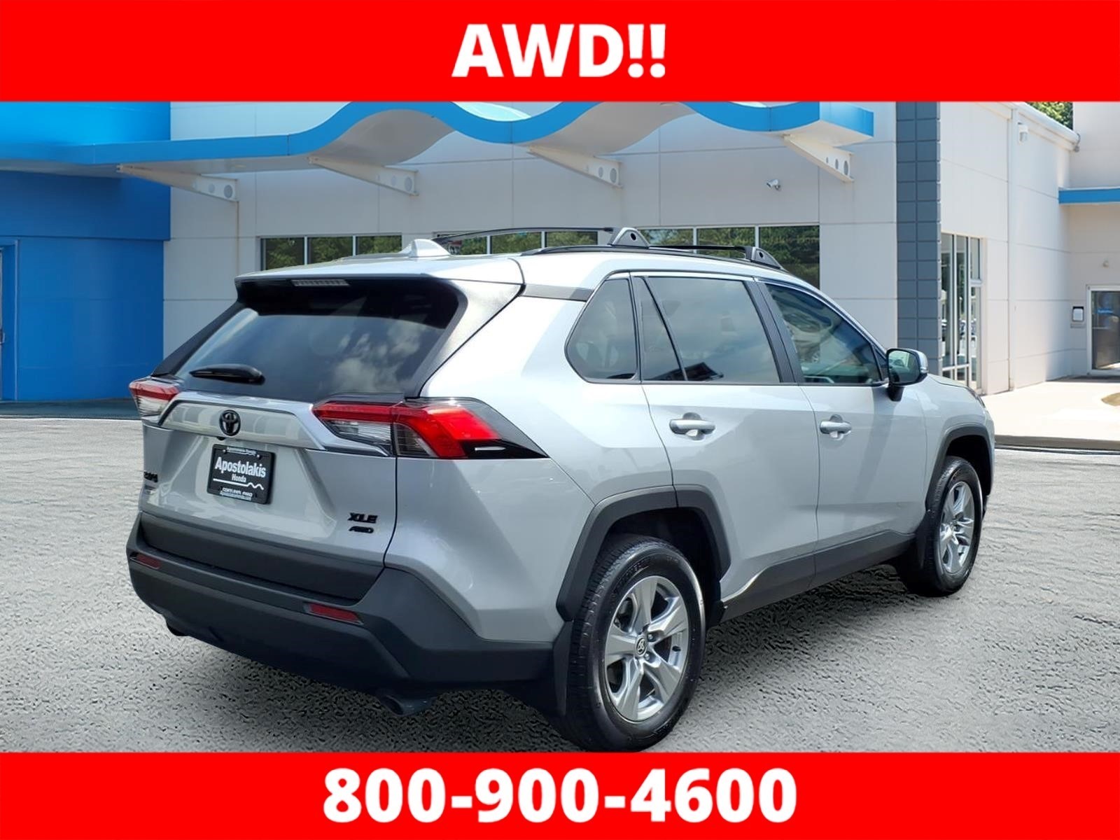 Used 2024 Silver Toyota XLE image 3
